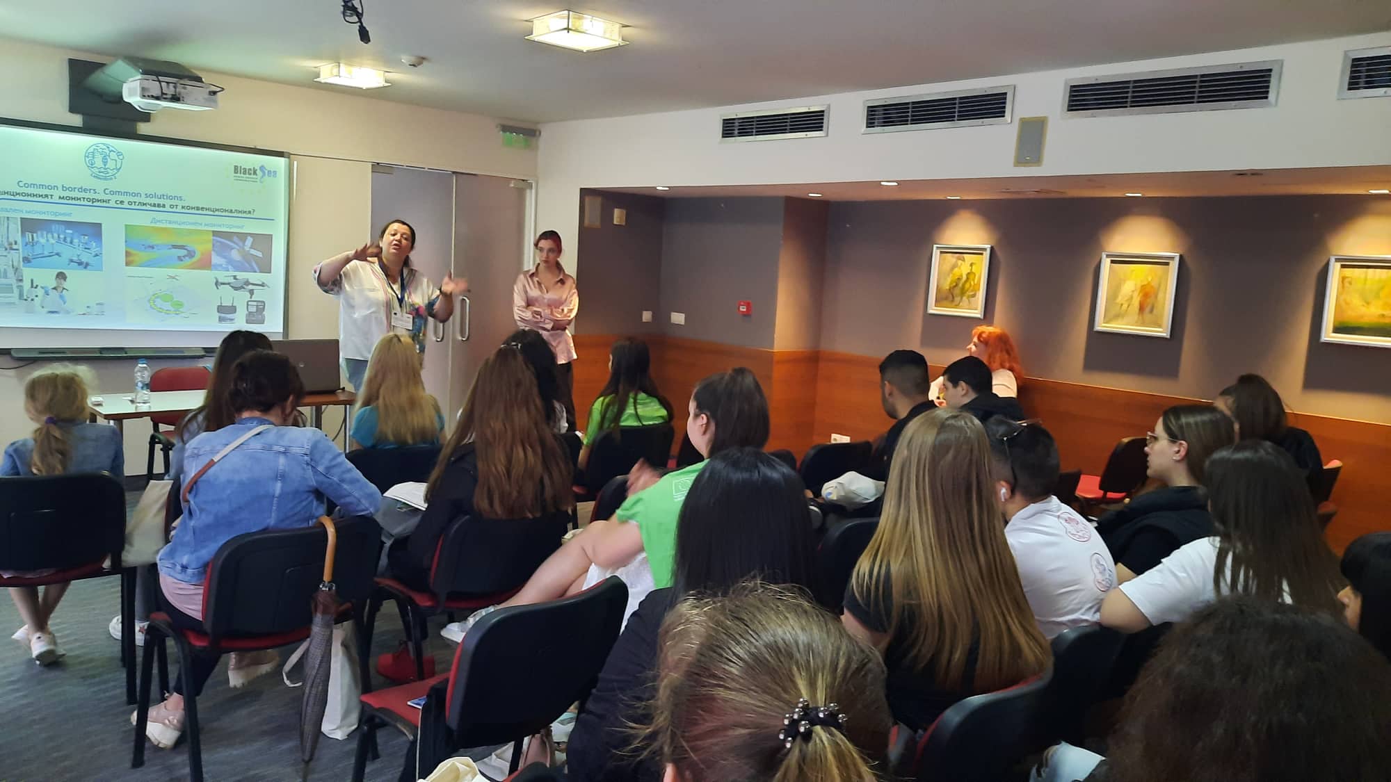 Университет “Проф. д-р Асен Златаров”, Бургас, България  проведе обучение на  228 човека  във връзка с екологичните проблеми в Черно море 