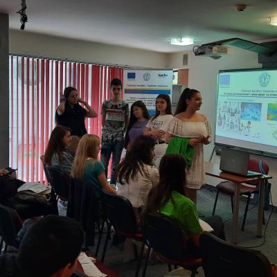 285569479 576755690500504 4059096877103008896 N